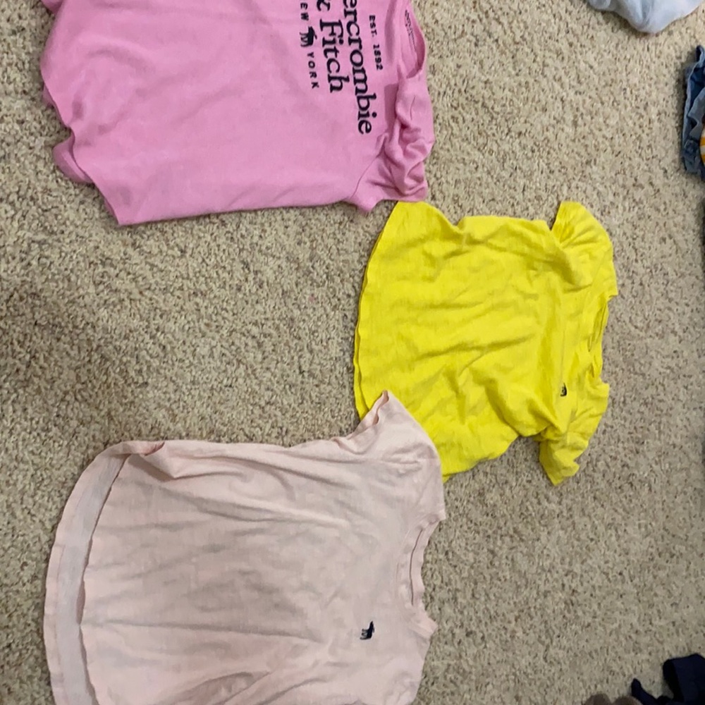 Three pack abercrombie short sleeve tees